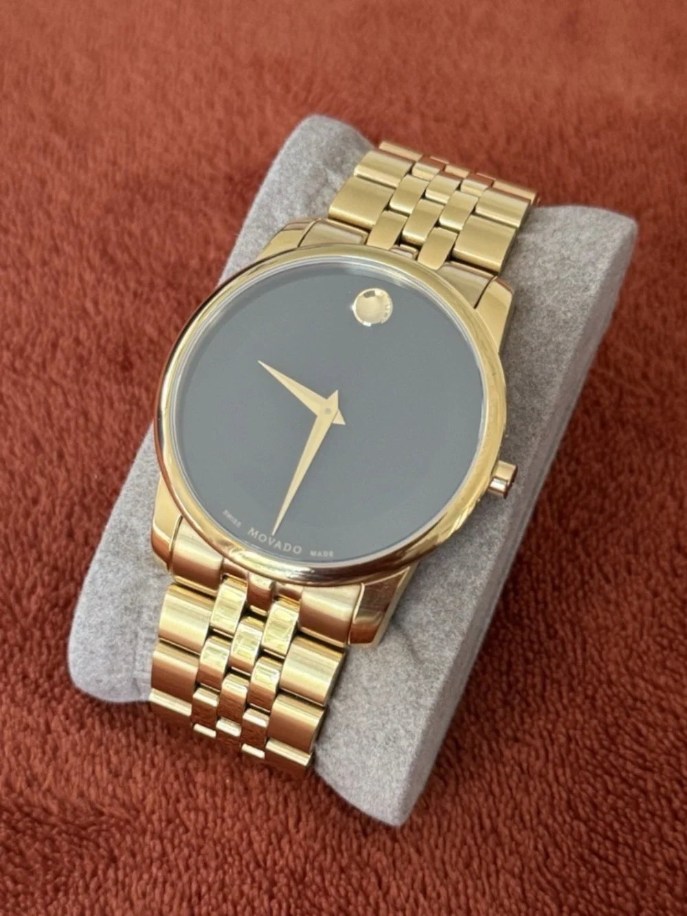 Movado Museum Classic Gold Tone Black Dial Swiss Made Watch LIKE NEW